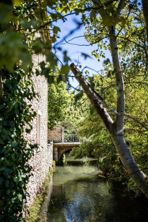 Domaine De Blanche Fleur Hotel Châteauneuf-de-Gadagne Exterior foto