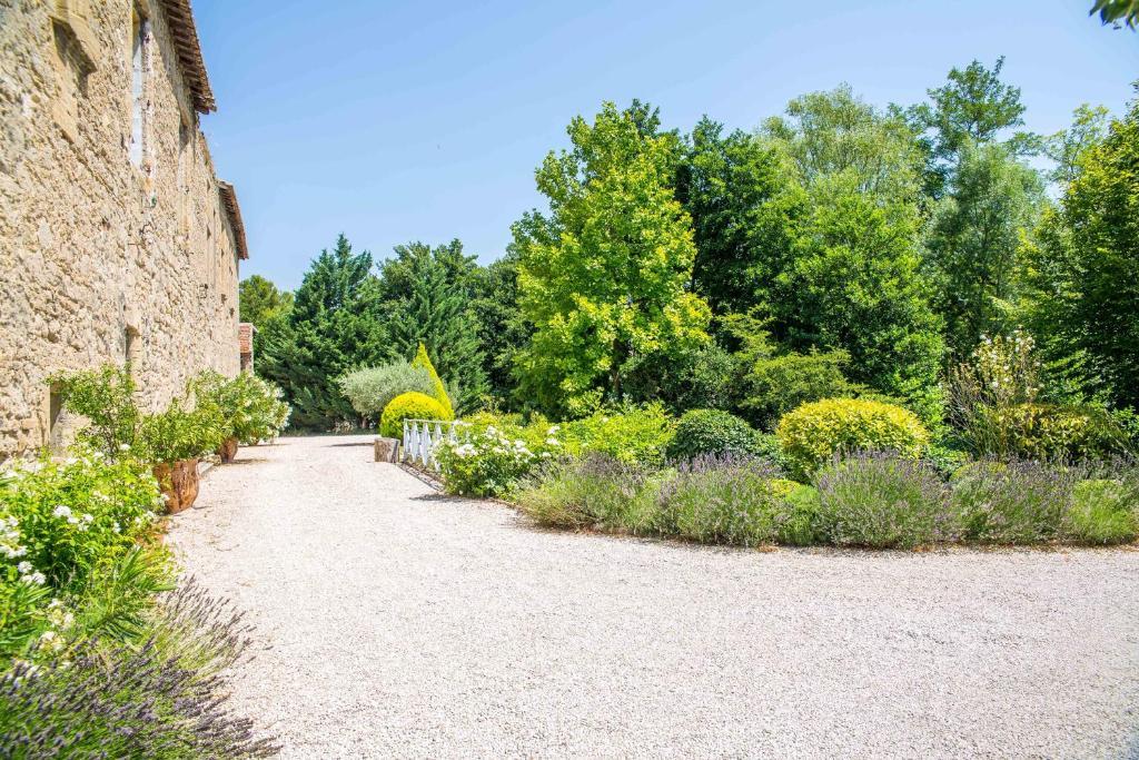 Domaine De Blanche Fleur Hotel Châteauneuf-de-Gadagne Exterior foto